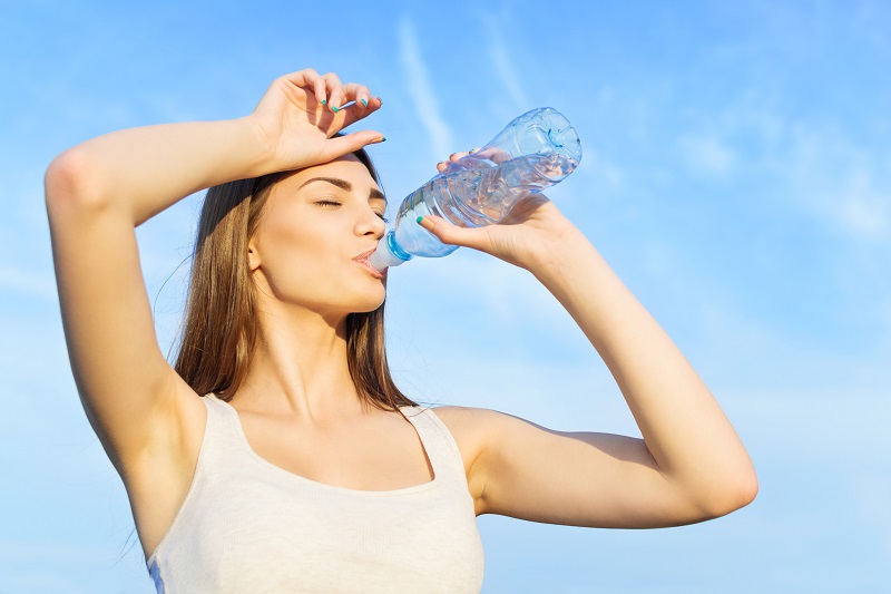 5 tips to overcome the tiredness caused by the summer heat